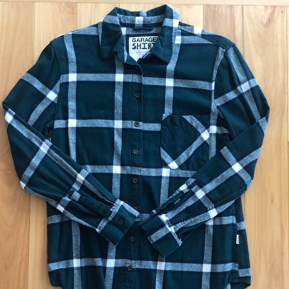 Womens oversized flannel, boyfriend fit - size small